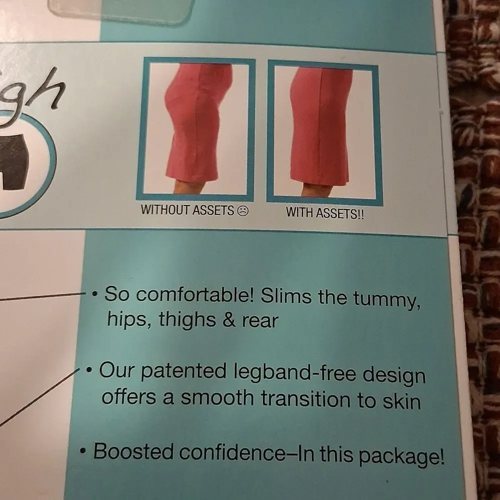 Spanx Mid-Thigh Nude Shaper Size 3 New In Package